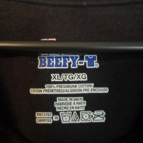 Willie Nelsons XL Black Graphic T-Shirt with Guitar Print. Mens Or Womans. - Picture 5 of 5